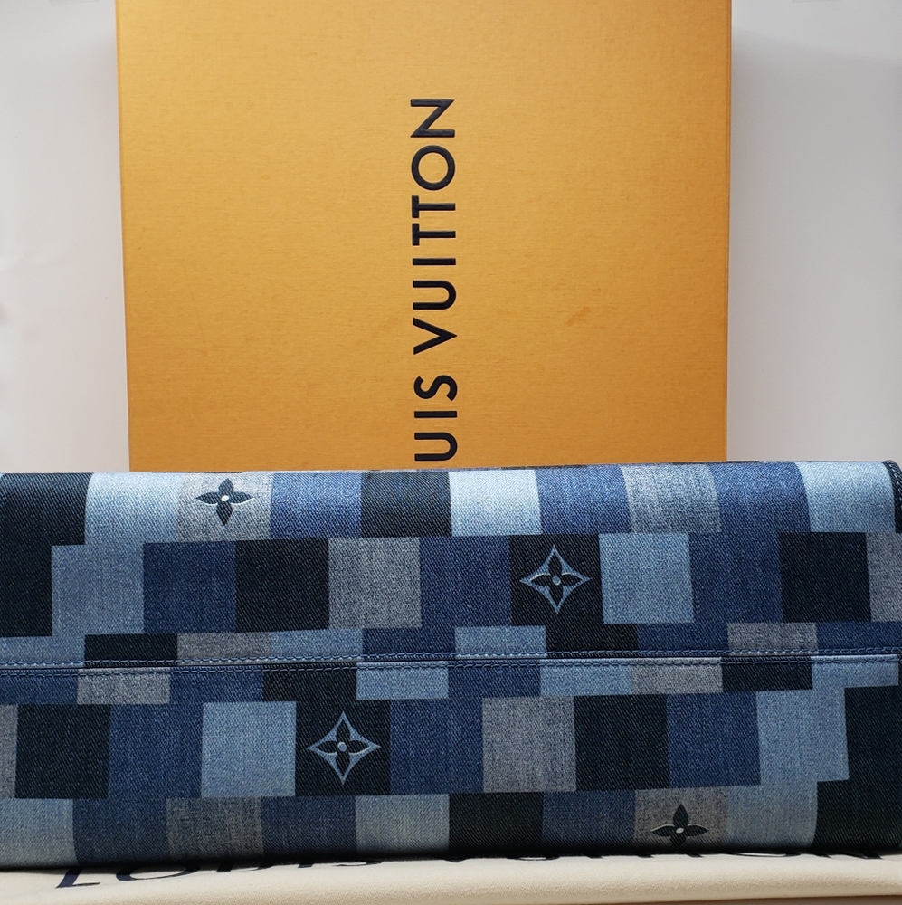 New!! Authentic Louis Vuitton ONTHEGO Tote Bag - Picture 7 of 12